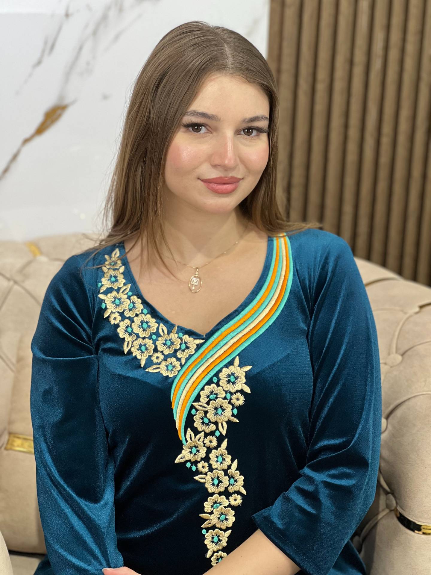 Model Zina - Flora -